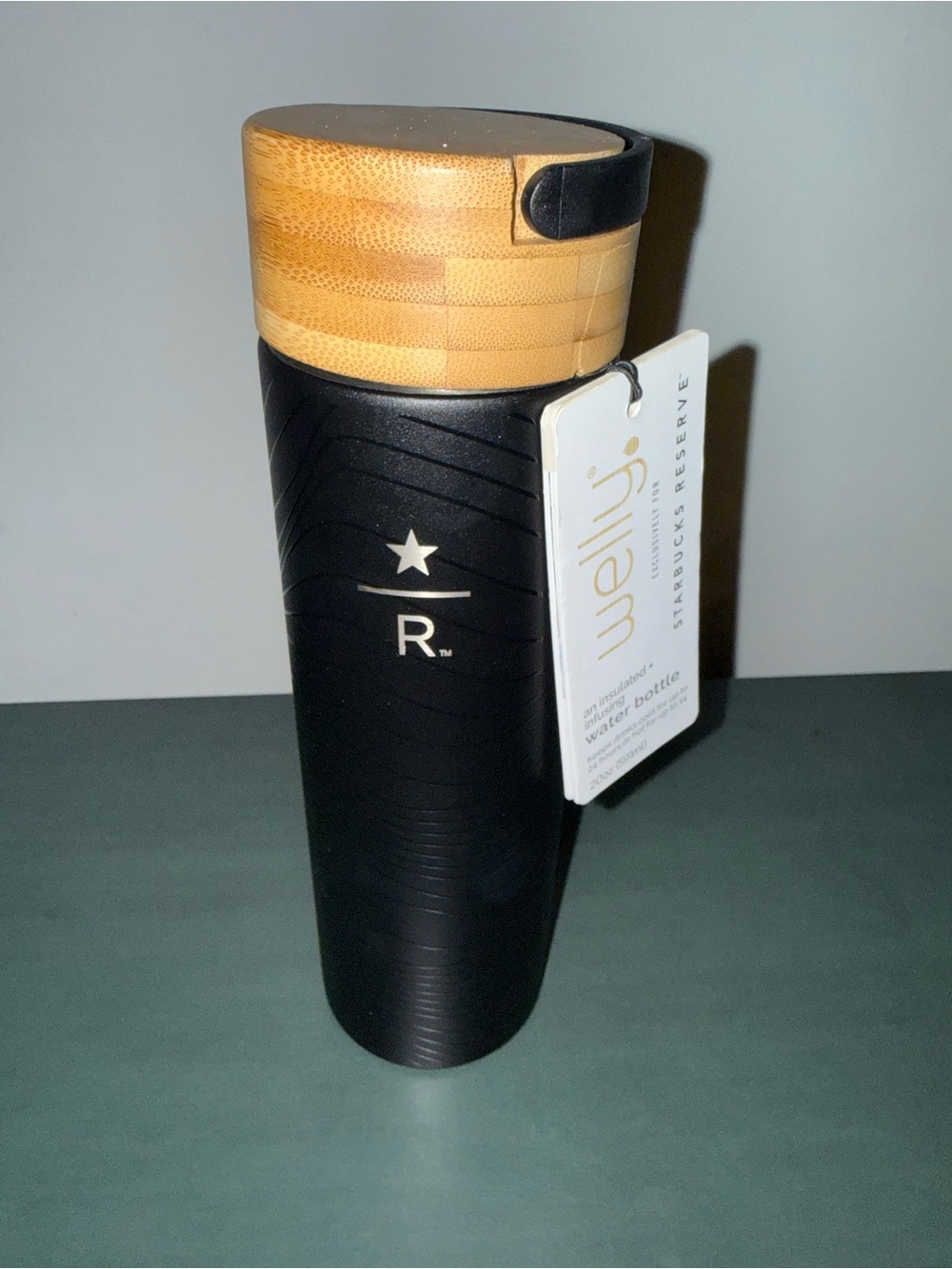 Starbucks Reserve Welly Infusing Water Bottle - Black with Wood-Tone Lid